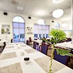 绍姆堡酒店 酒店