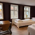 Schaumburg Hotel