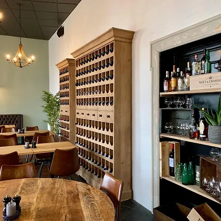 绍姆堡酒店 酒店 4*