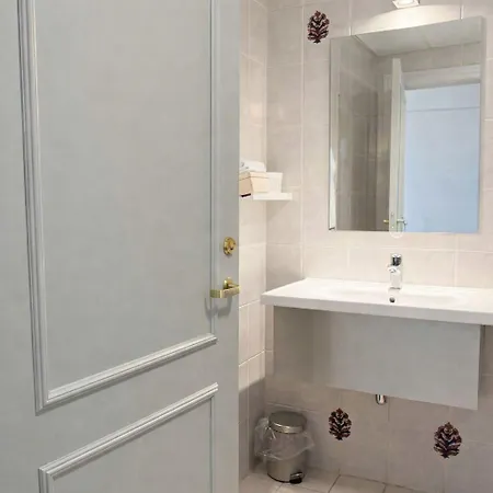 Schaumburg Hotel 4*