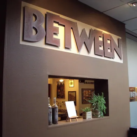 Schaumburg Hotel 4*